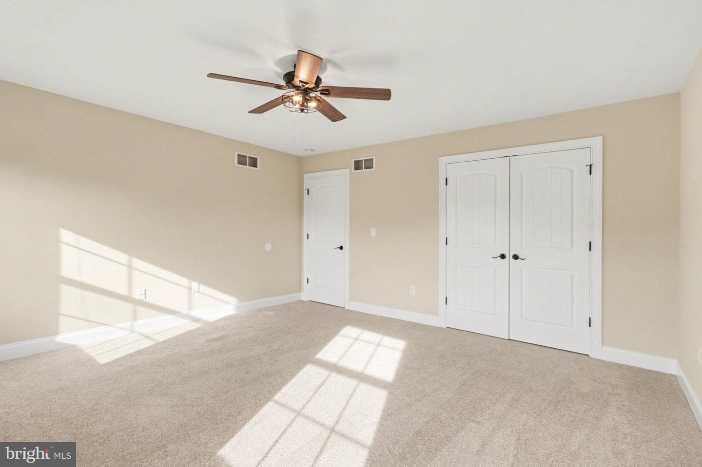 1405 Summit Way photo 30