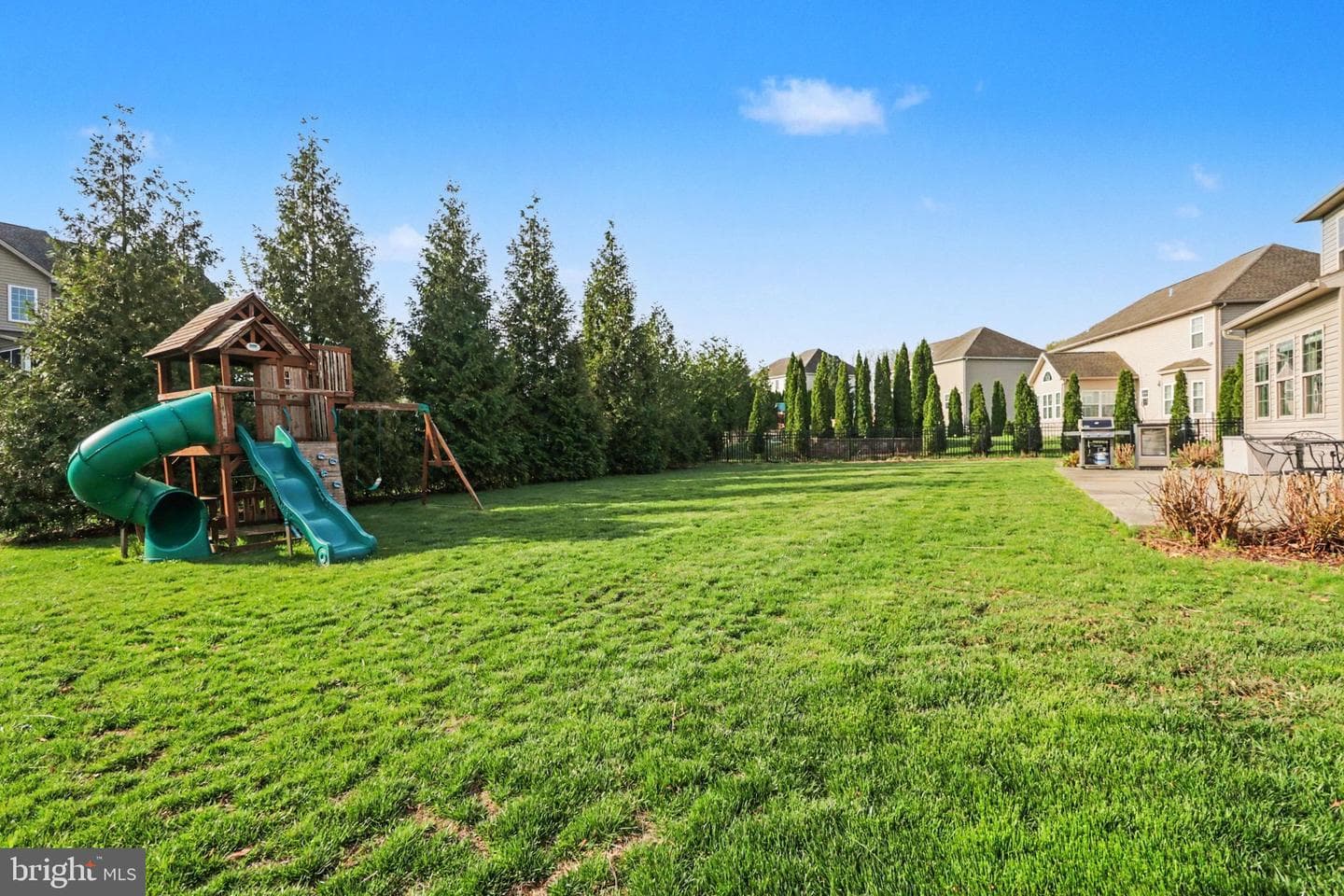 1405 Summit Way photo 49