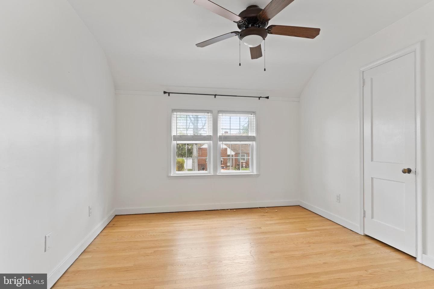 1607 Chatham Road photo 24