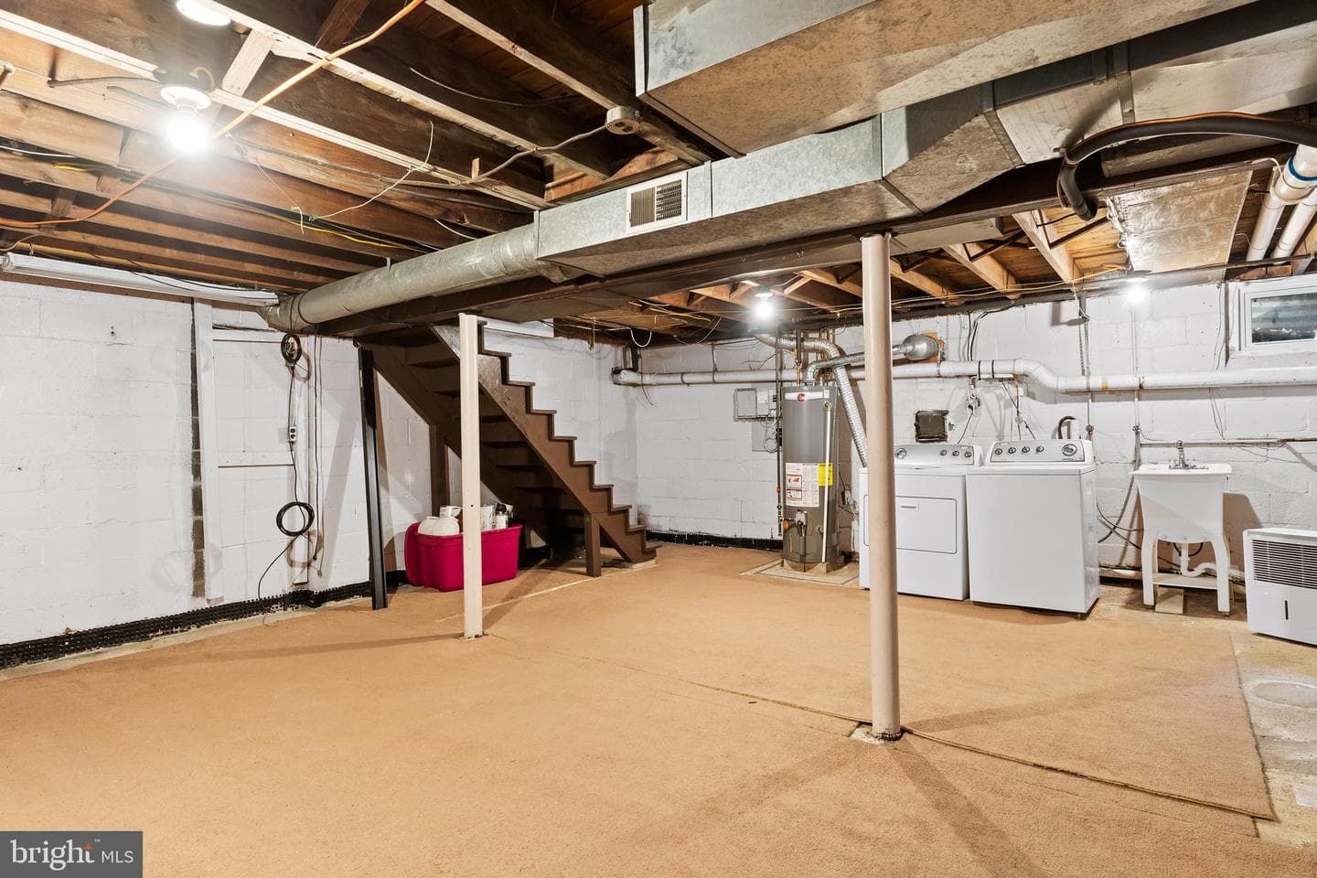1607 Chatham Road photo 30