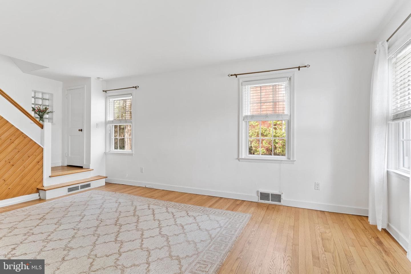 1607 Chatham Road photo 9
