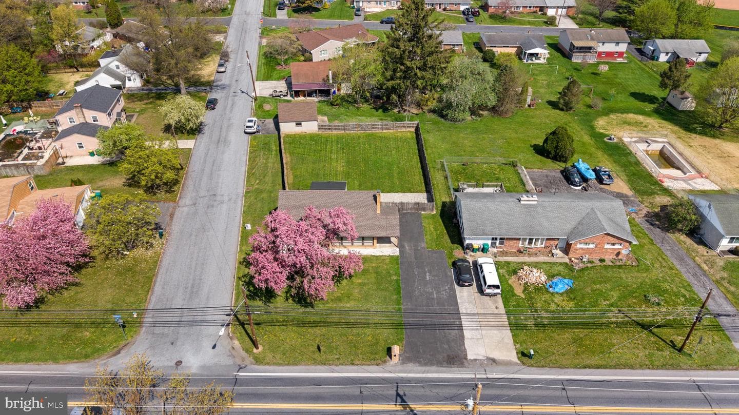 917 Wertzville Road photo 34