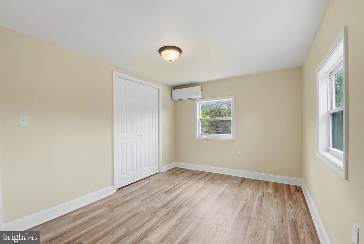 67 Fairfield St photo 14