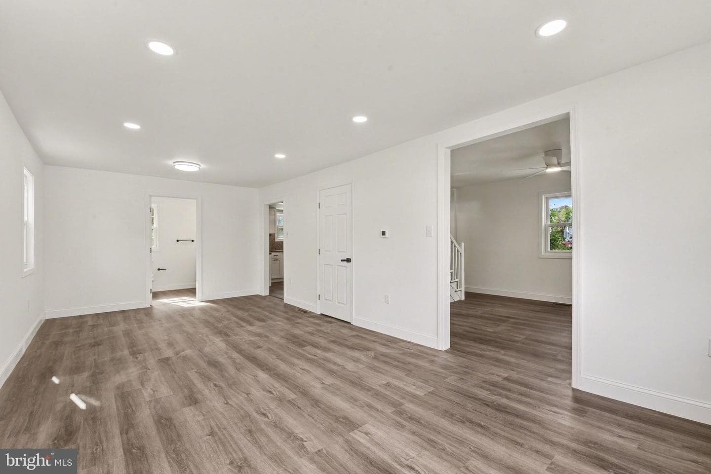 67 Fairfield St photo 7