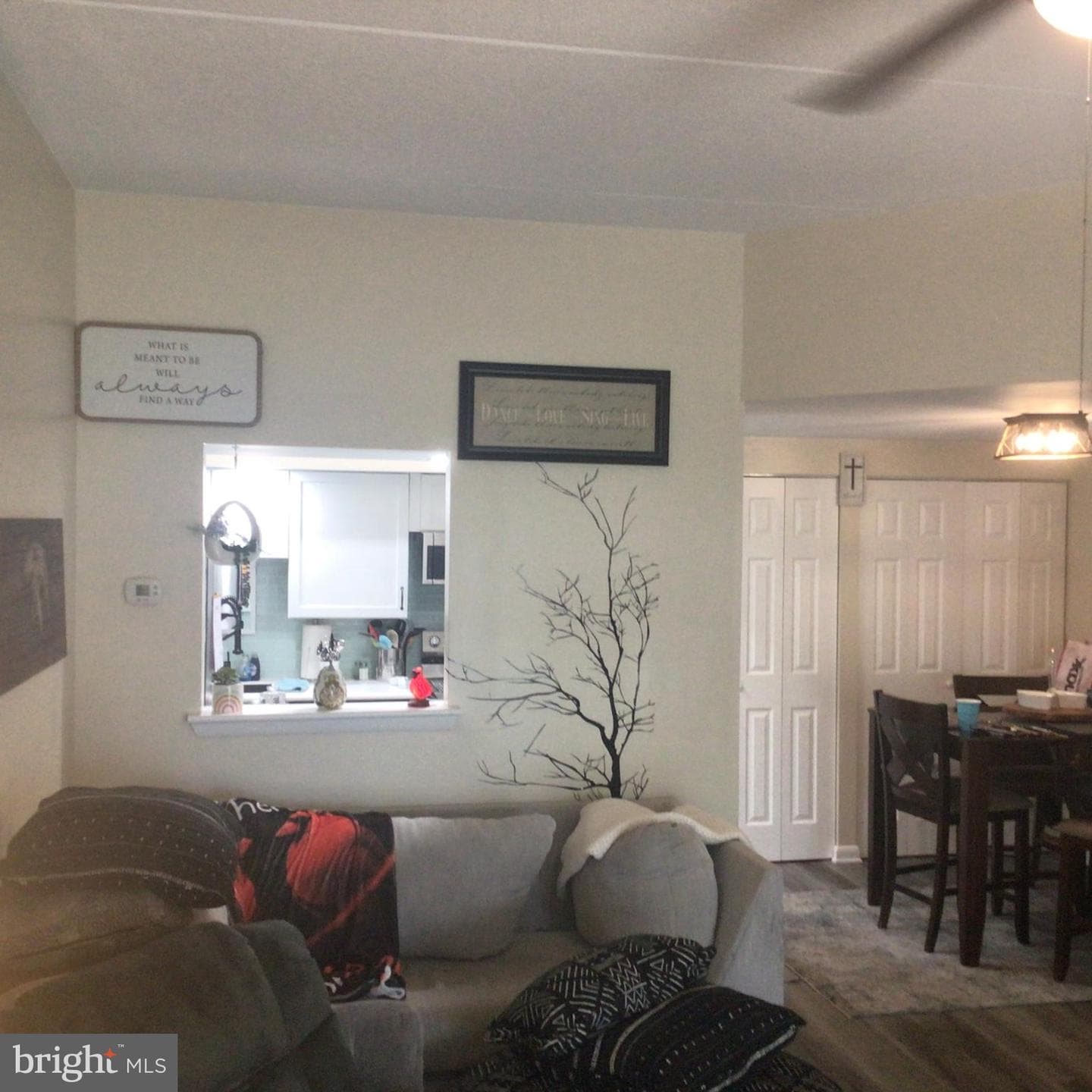 1075 Lancaster #5 photo 6