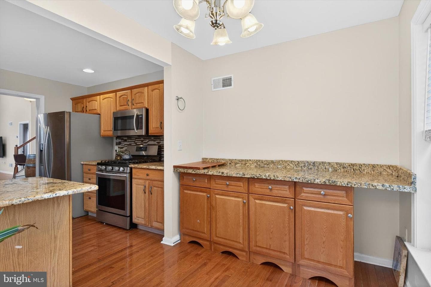 1126 Cross Creek Drive photo 7