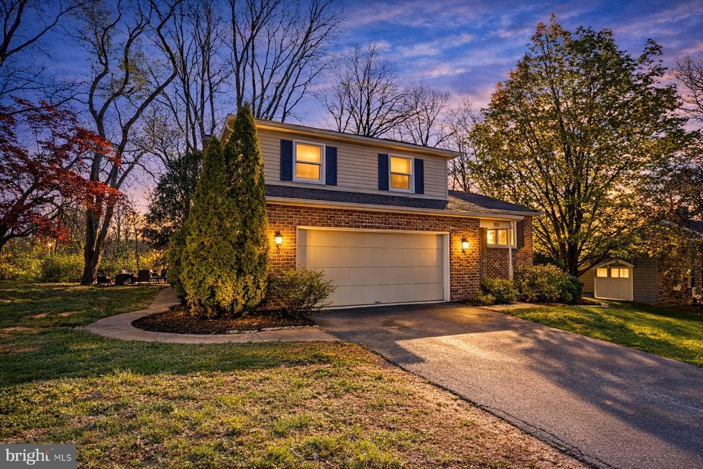 803 Dunbar Road