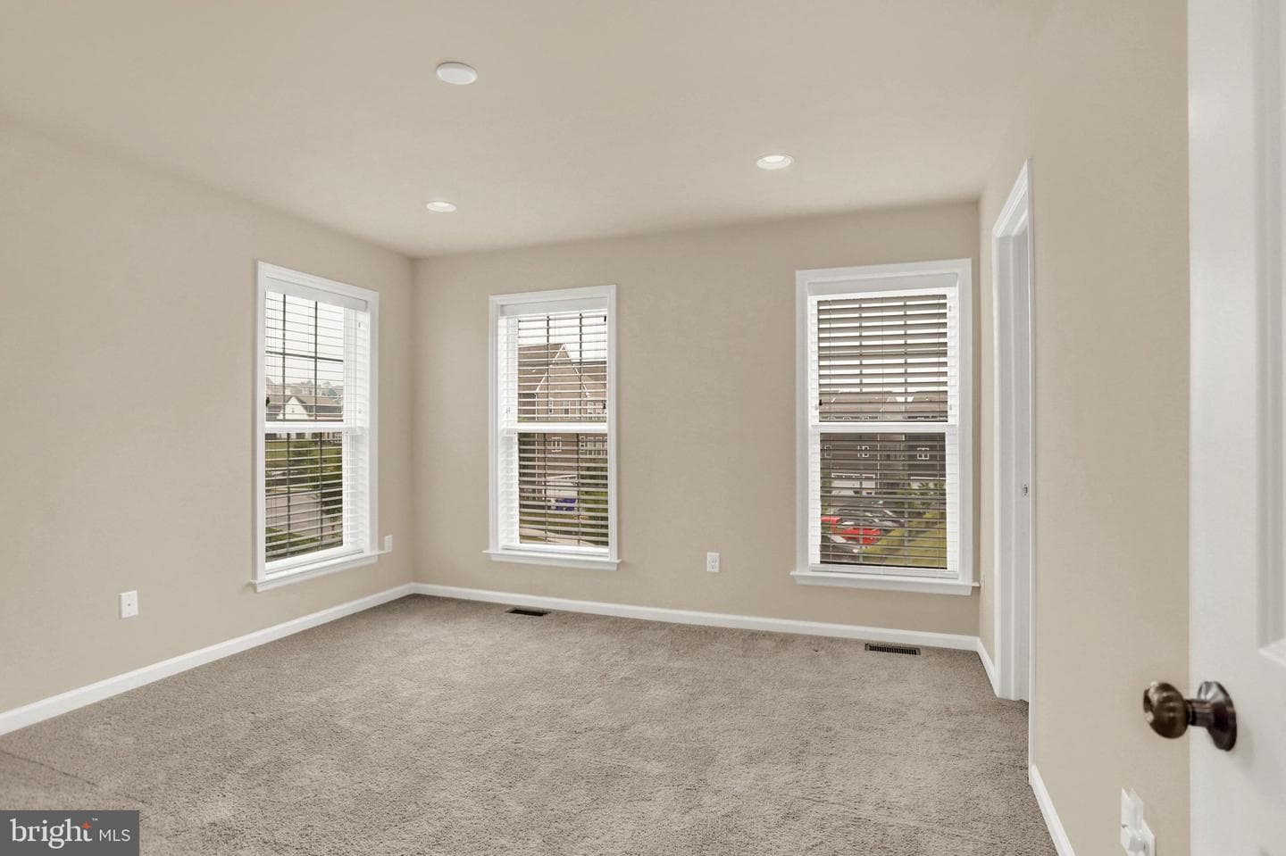 3100 Egreton Road photo 12