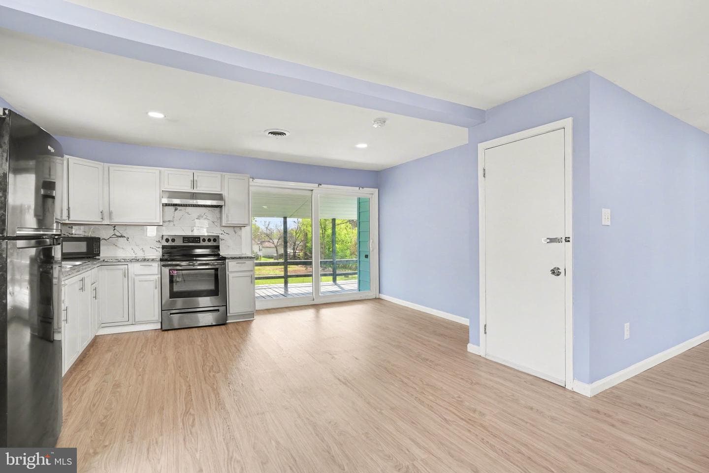 116 Willow Drive photo 8