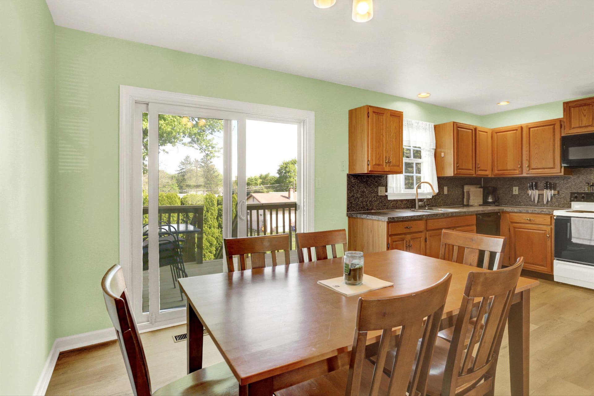 1516 Tussey Court photo 9