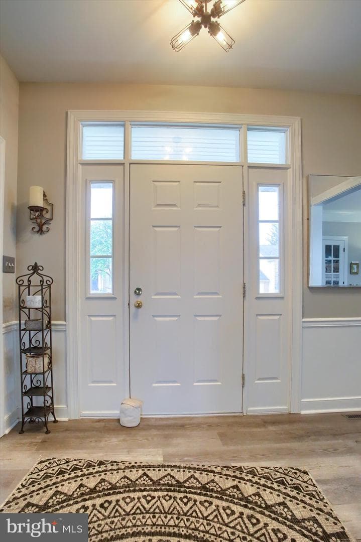 328 E Meadow Drive photo 7