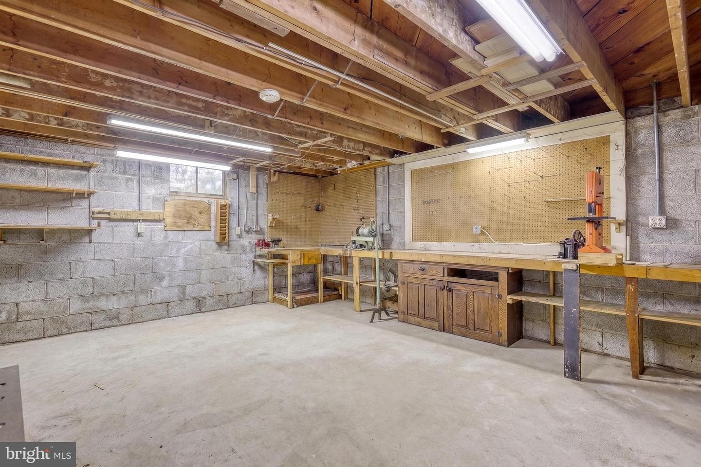 52 Center Drive photo 29