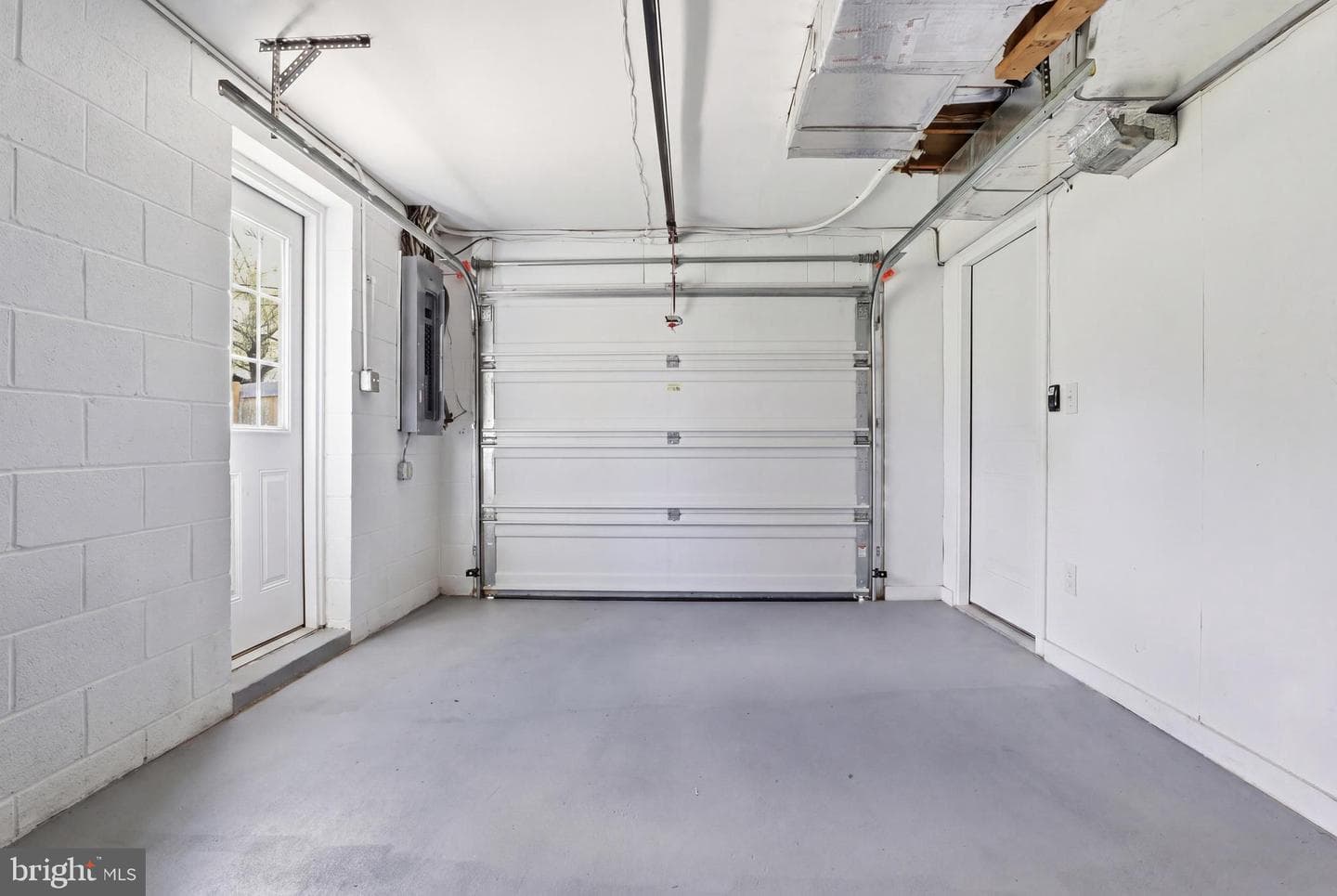 604 D Street photo 29