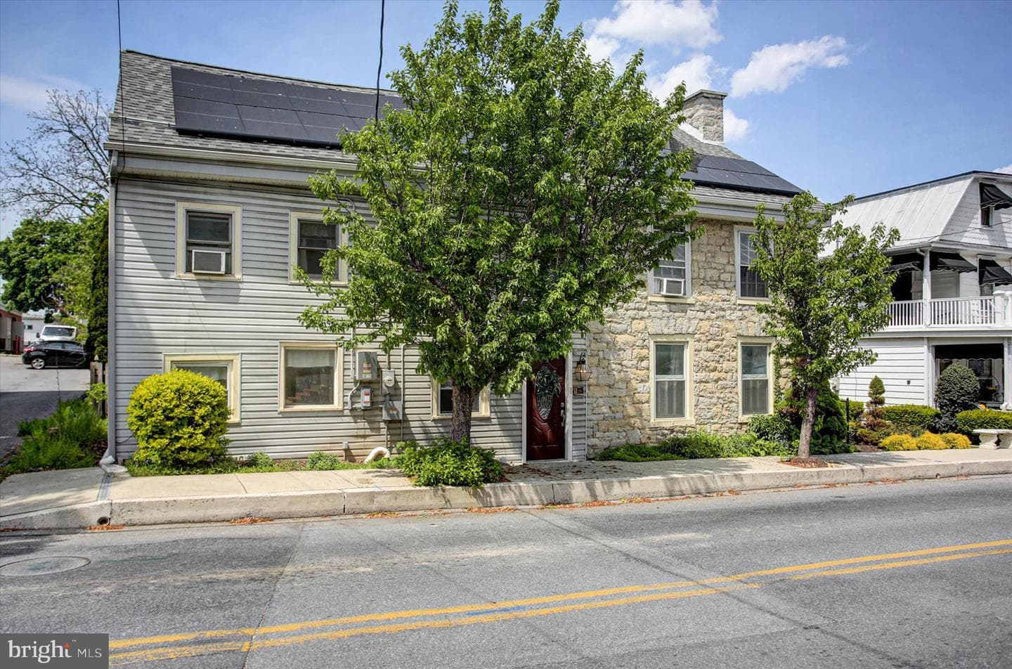 55 E Main Street photo 2