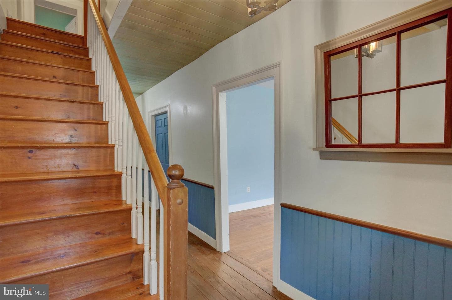55 E Main Street photo 5