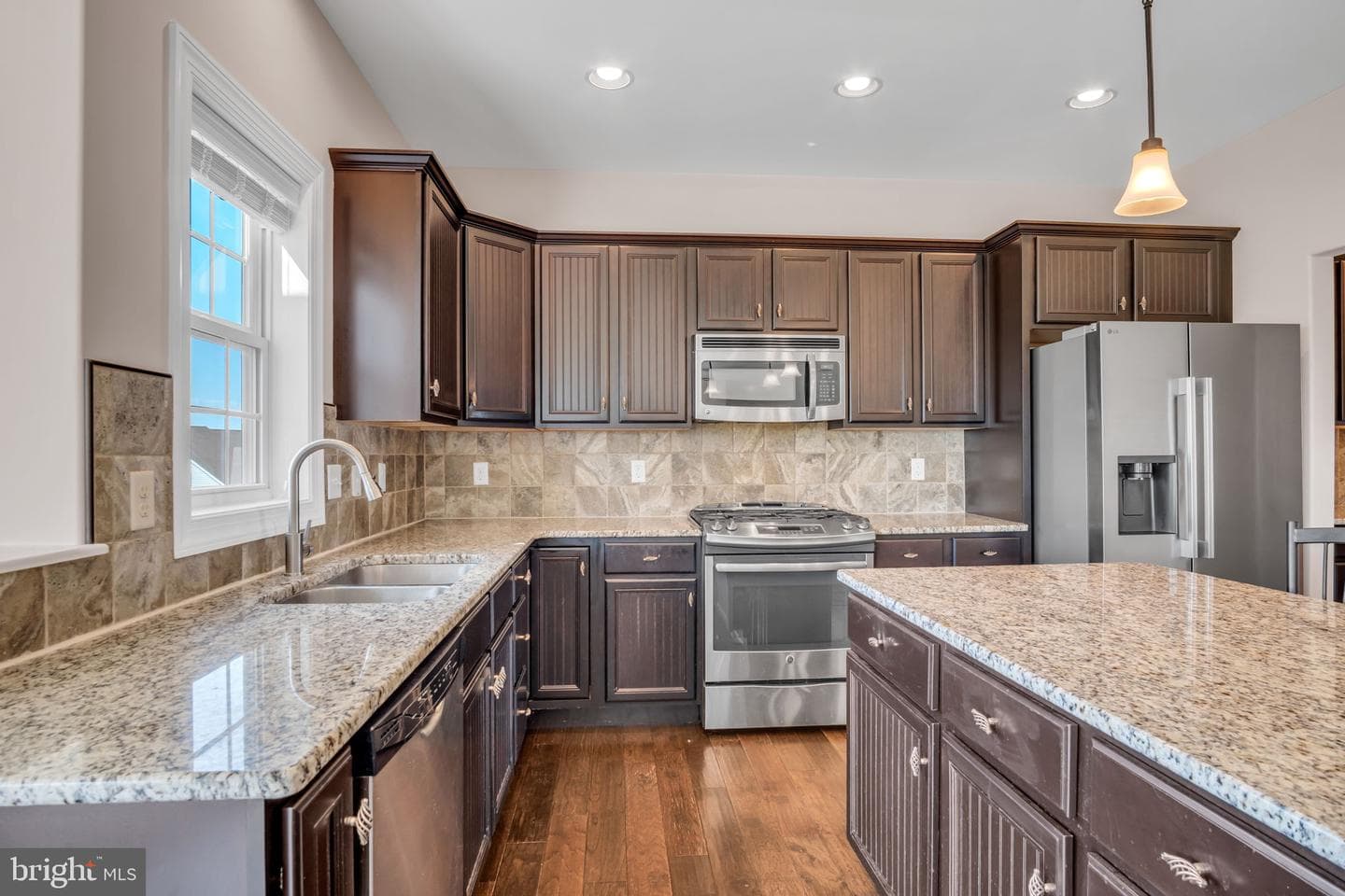 52 Danbury Drive photo 20