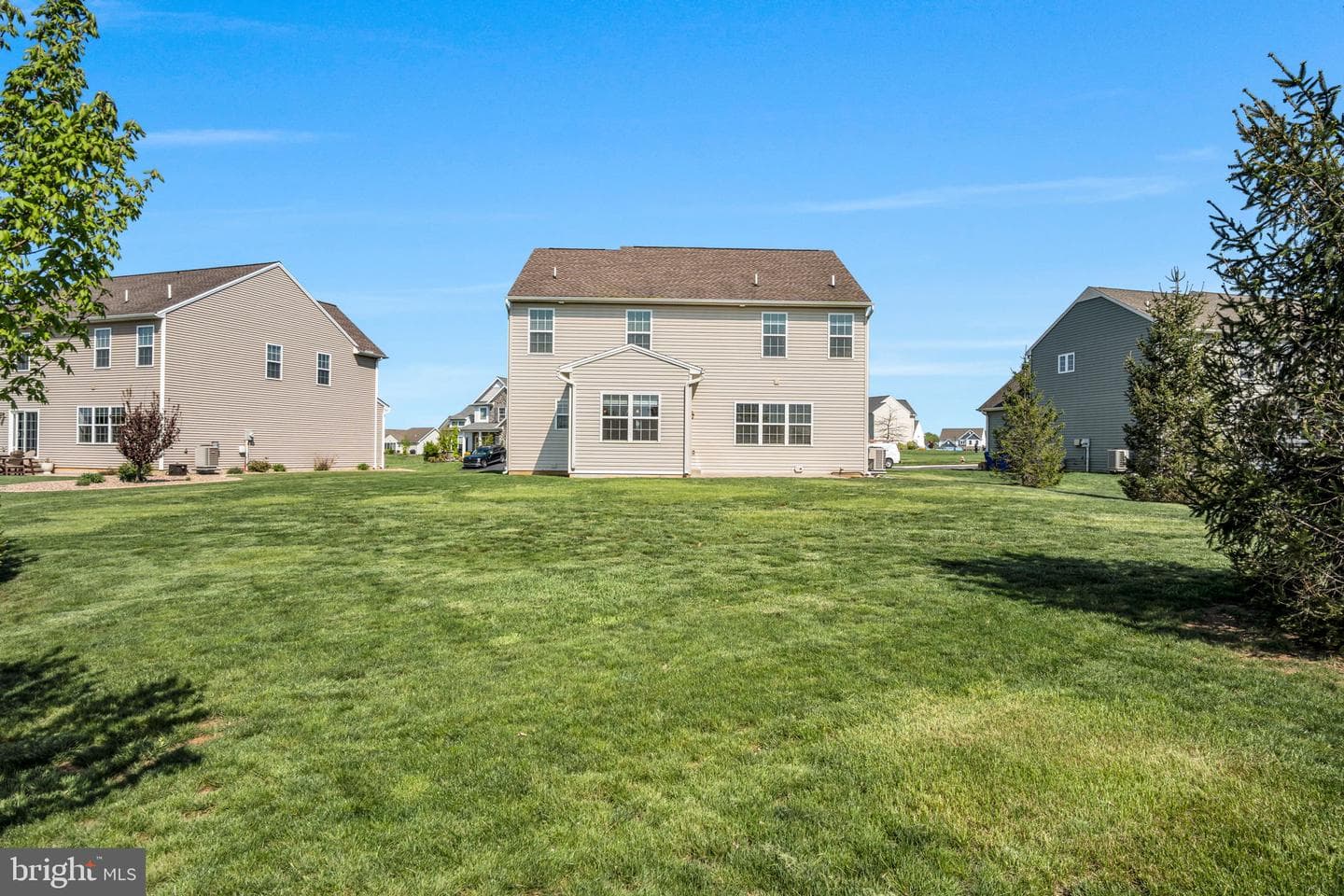 52 Danbury Drive photo 56