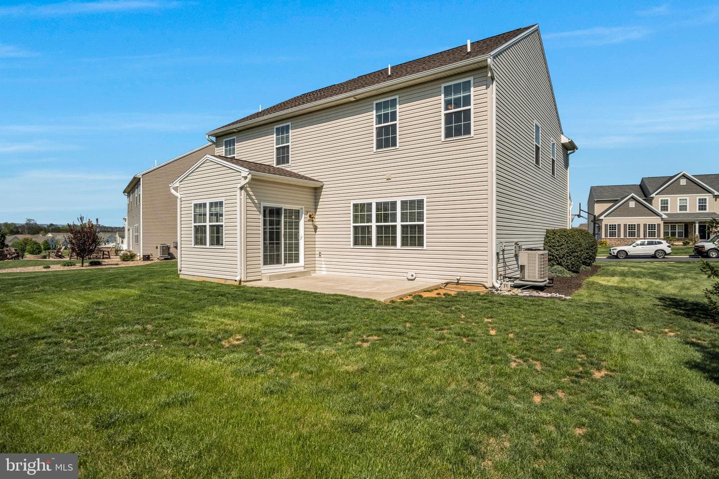 52 Danbury Drive photo 62