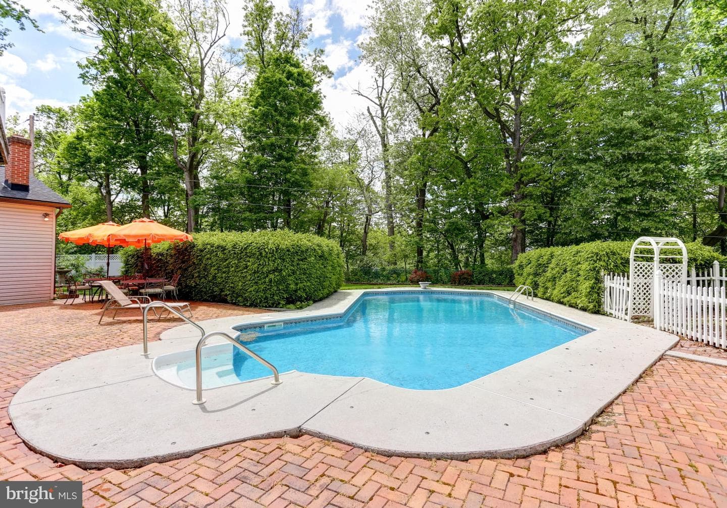 508 Gale Road photo 3