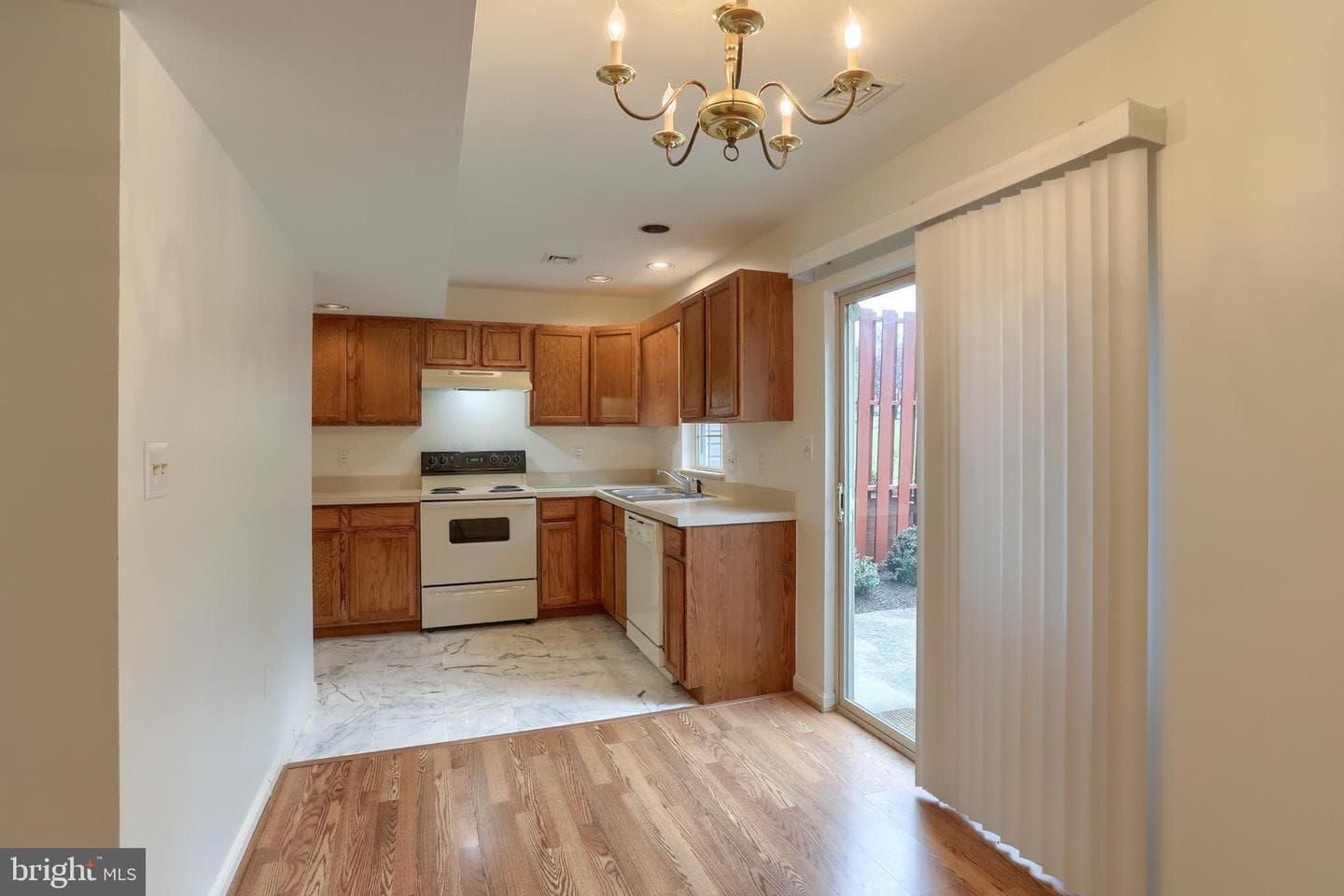 1266 Hunters Ridge Drive photo 12