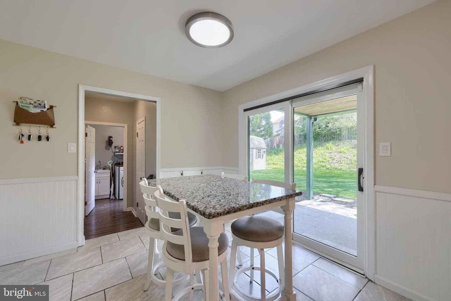 483 Woodcrest Drive photo 36