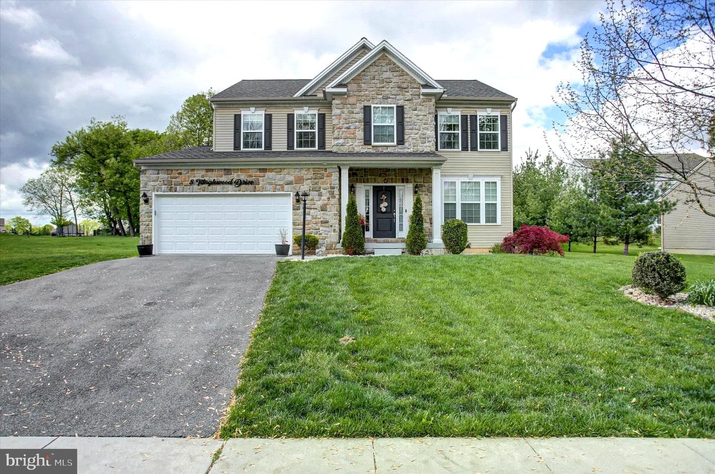 8 Tanglewood Drive photo 4