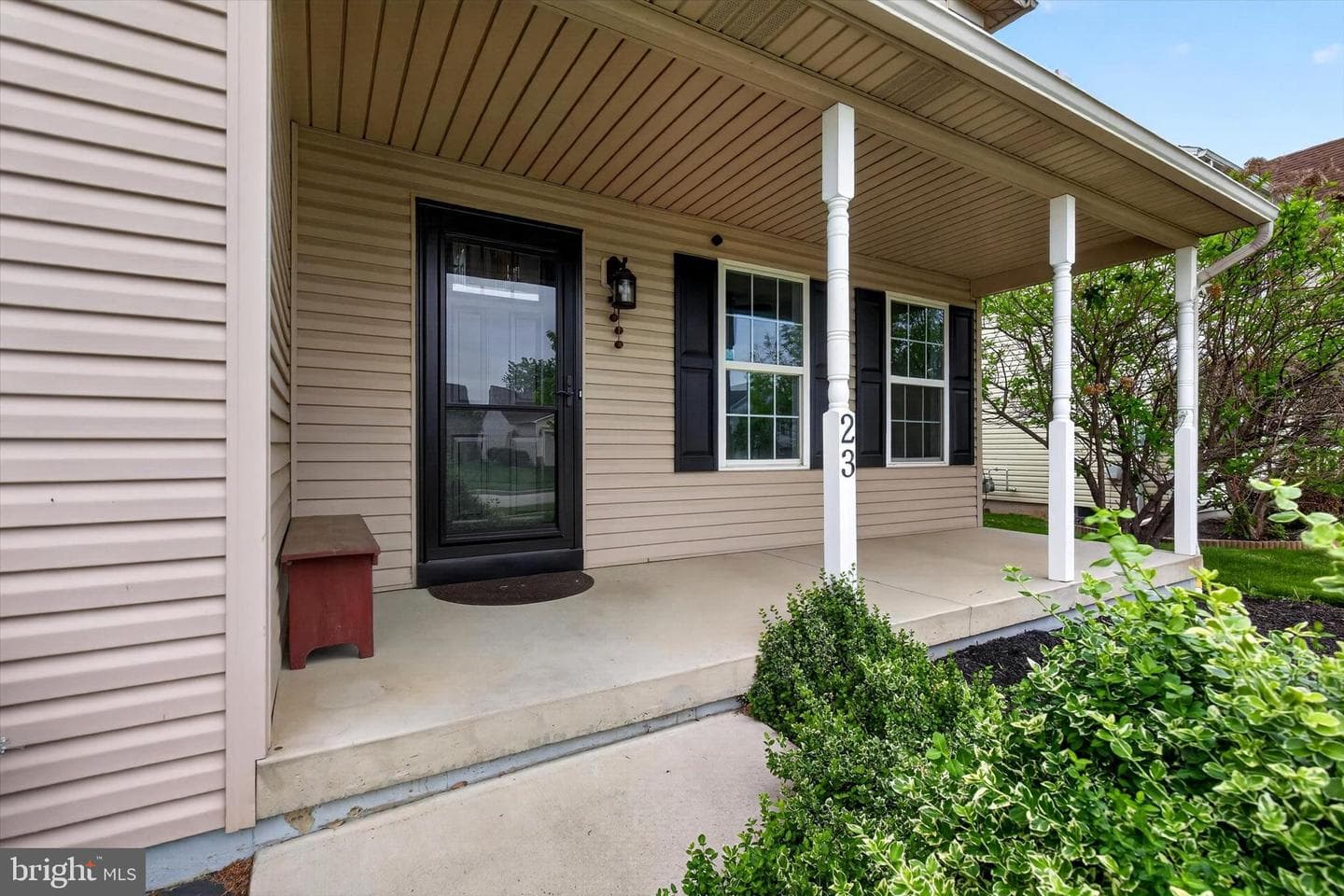 23 Princeton Drive photo 2
