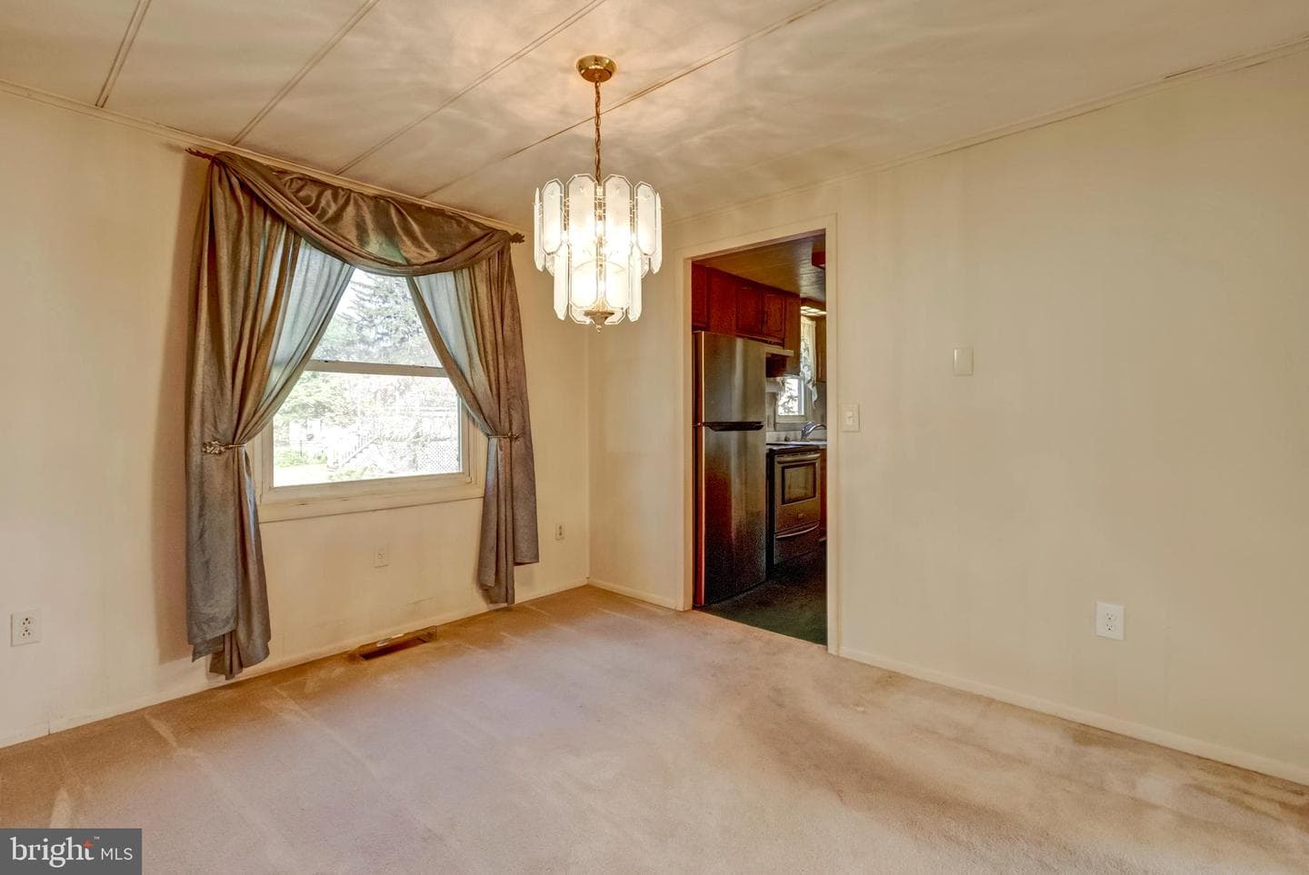 203 Shughart Avenue photo 11