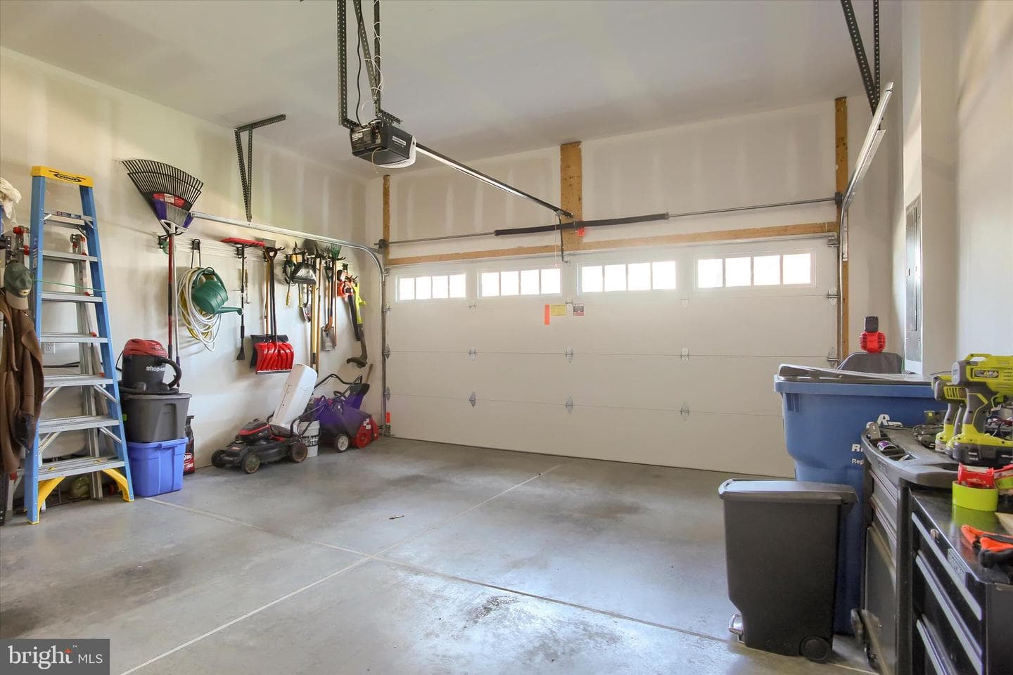 736 Aurora Drive photo 31