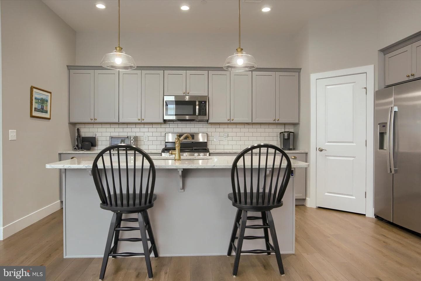 736 Aurora Drive photo 4
