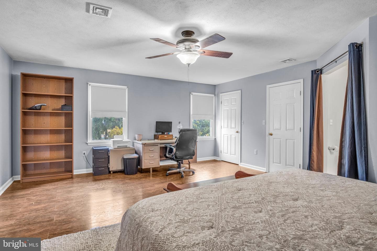 55 Ridge Avenue photo 11