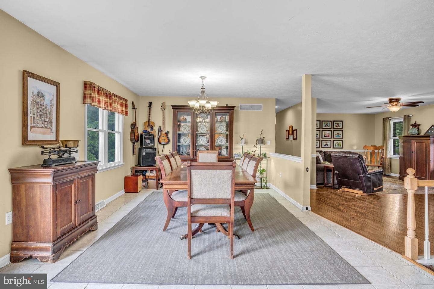 55 Ridge Avenue photo 8
