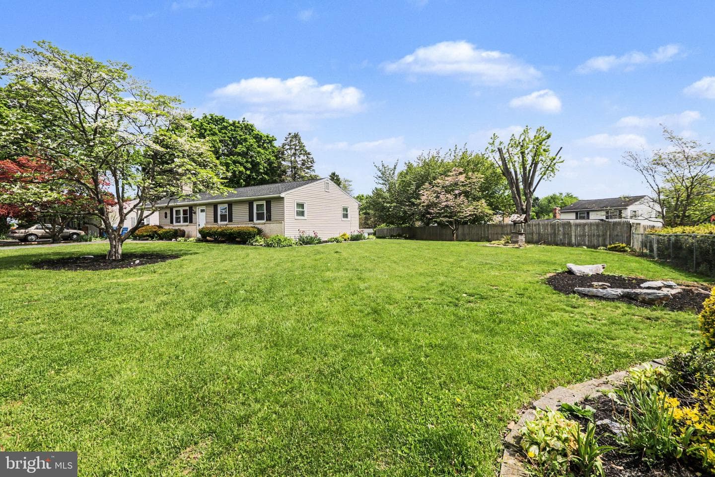 605 Old Grove Road photo 33
