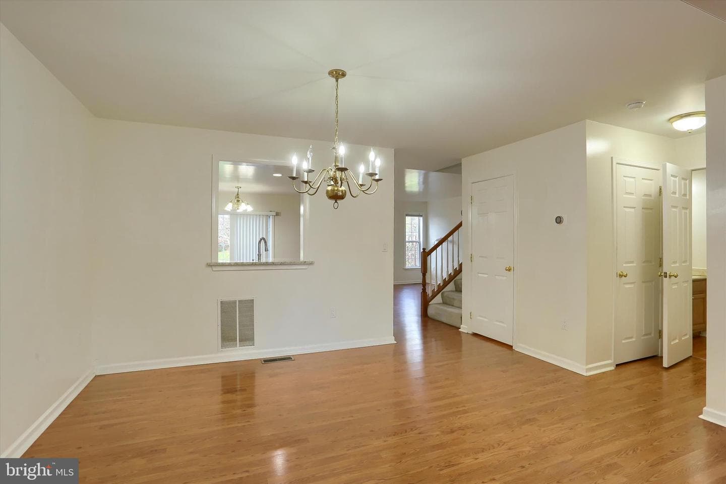 1147 Cross Creek Drive photo 7