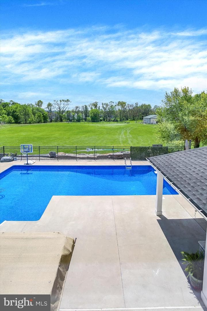 107 Woods Drive photo 44