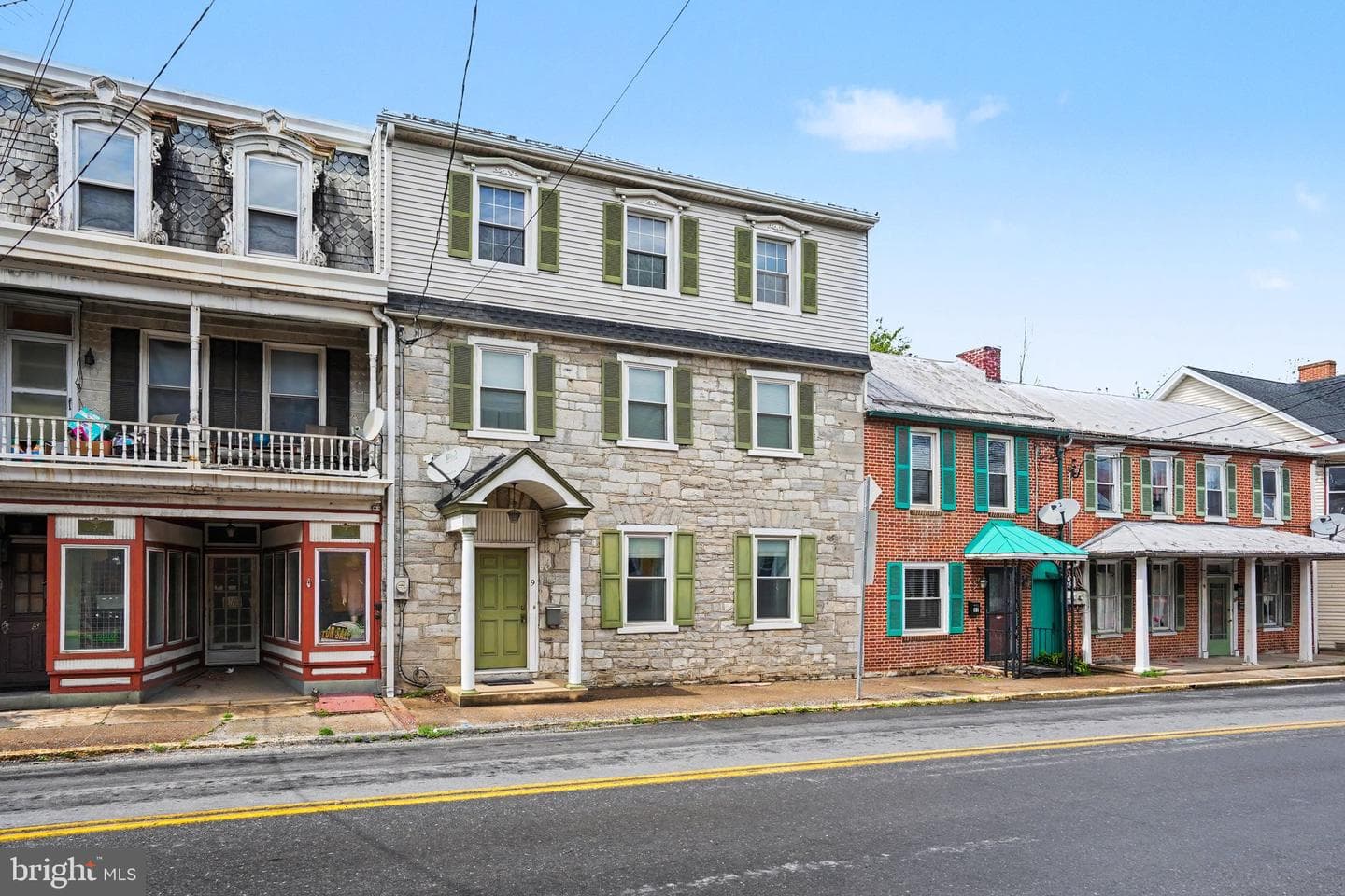 9 E Main Street photo 32