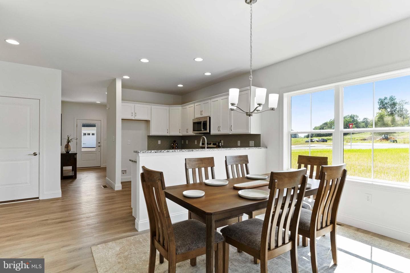 667 Brittany Drive photo 7