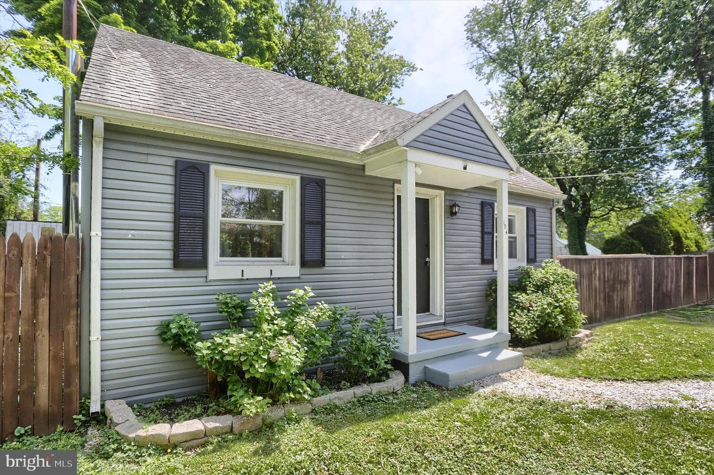 104 Clarkton Court photo 2