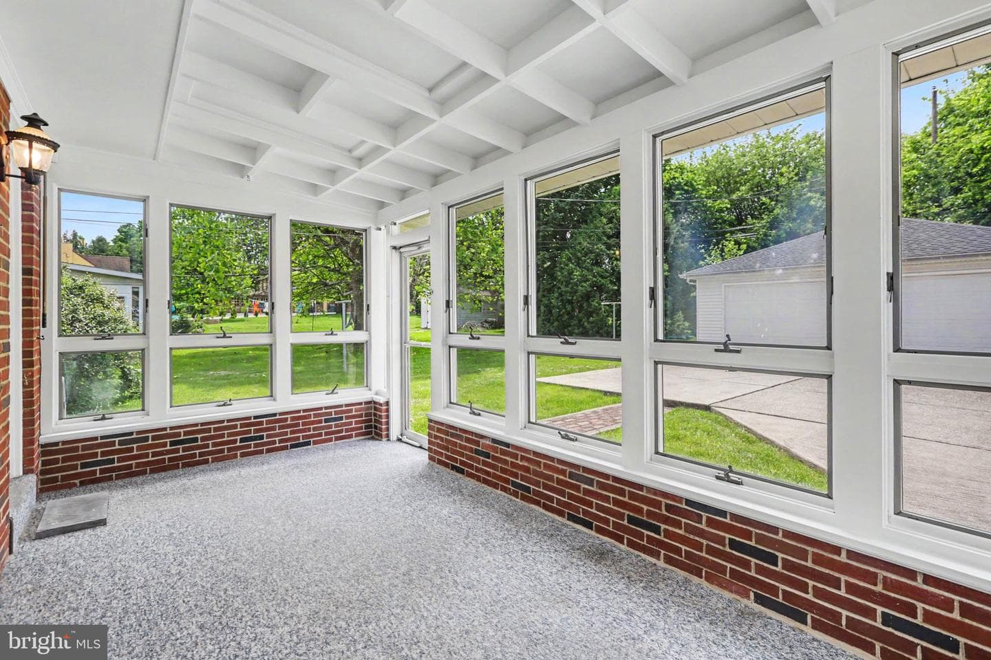 44 Oak Avenue photo 18