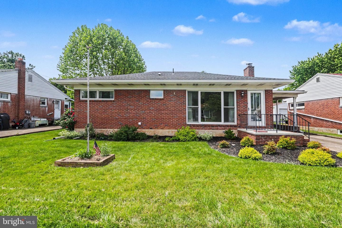 44 Oak Avenue photo 30