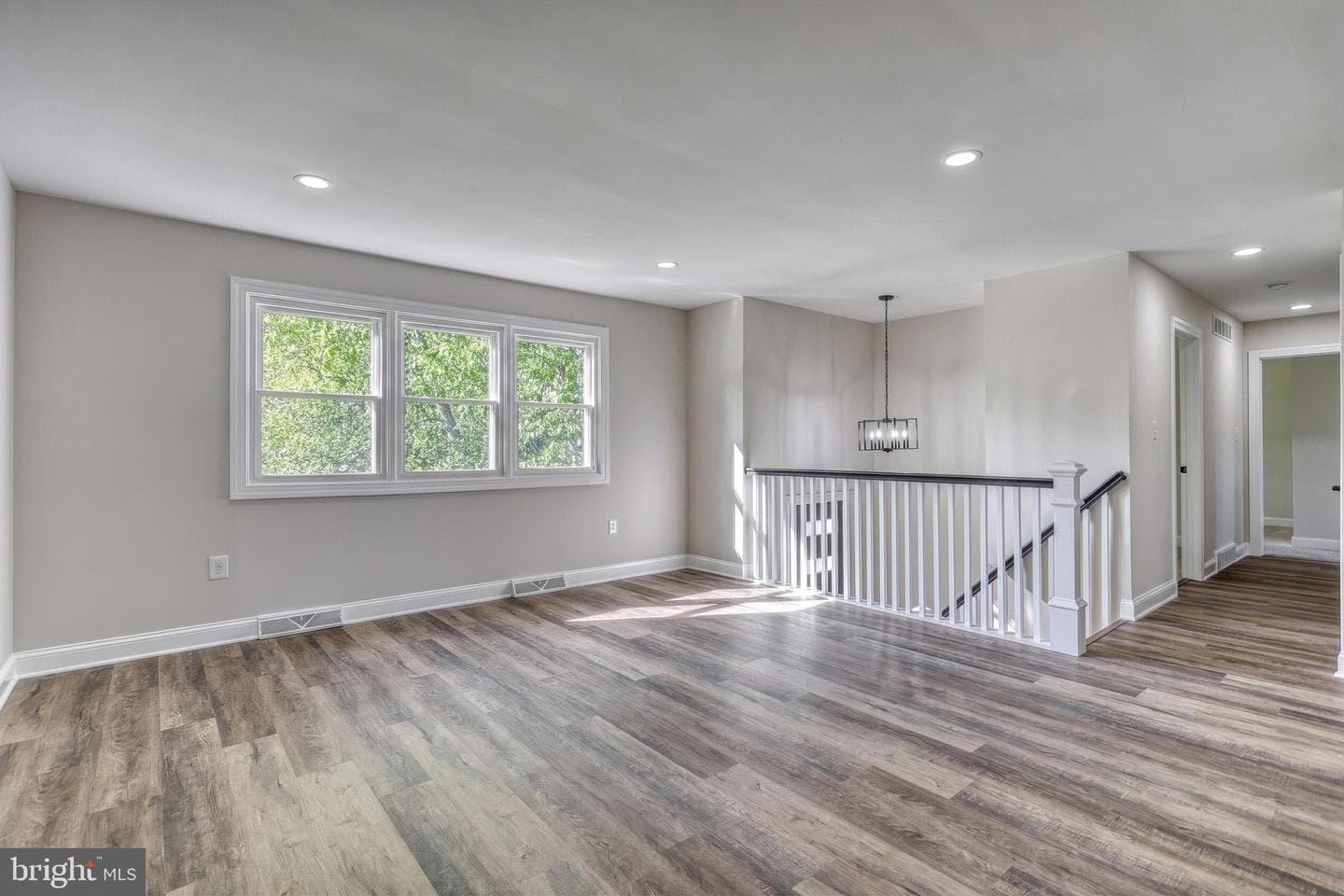 421 Fairway Drive photo 22