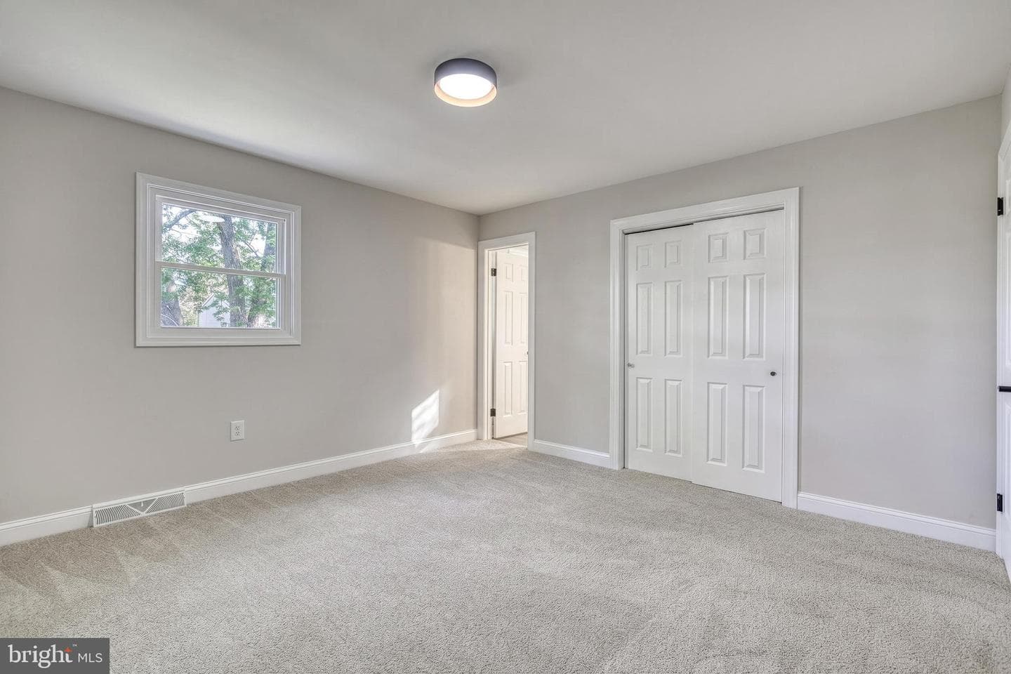 421 Fairway Drive photo 34