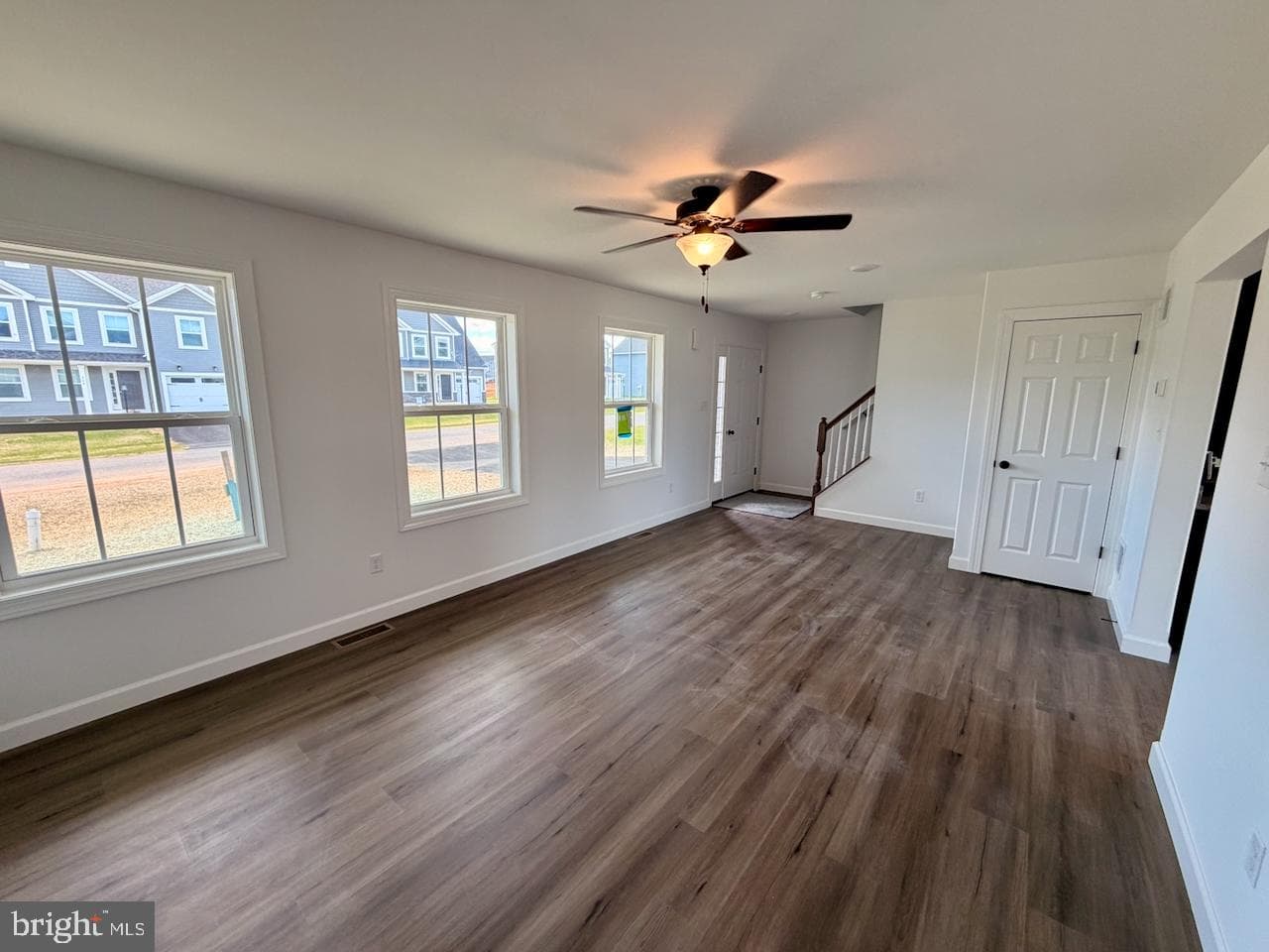 307 Rine Dr photo 7