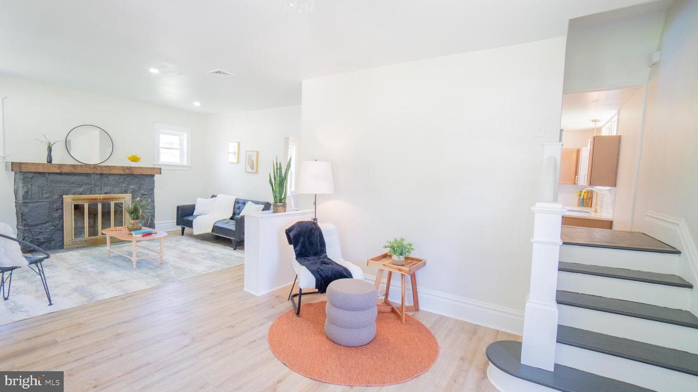 9 Oakwood Circle photo 6