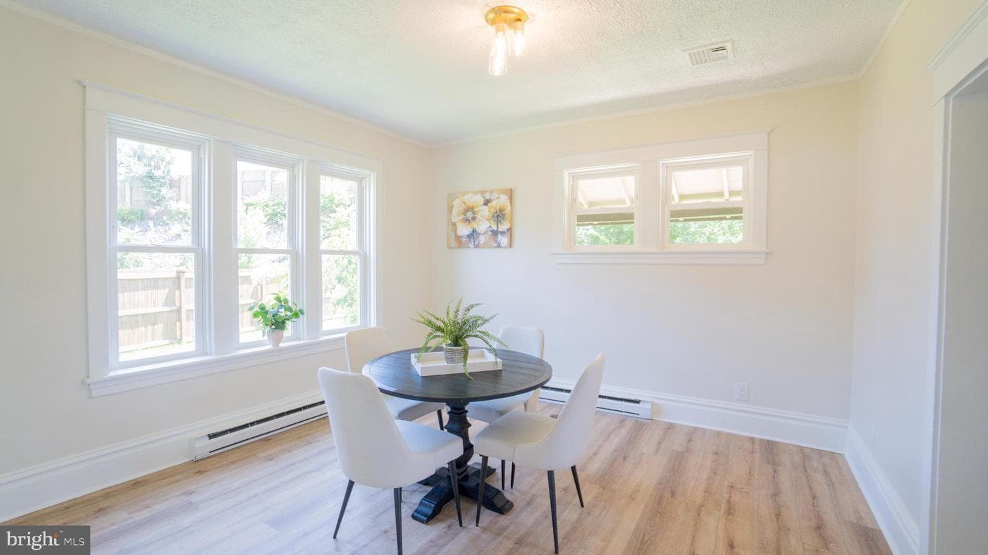 9 Oakwood Circle photo 8