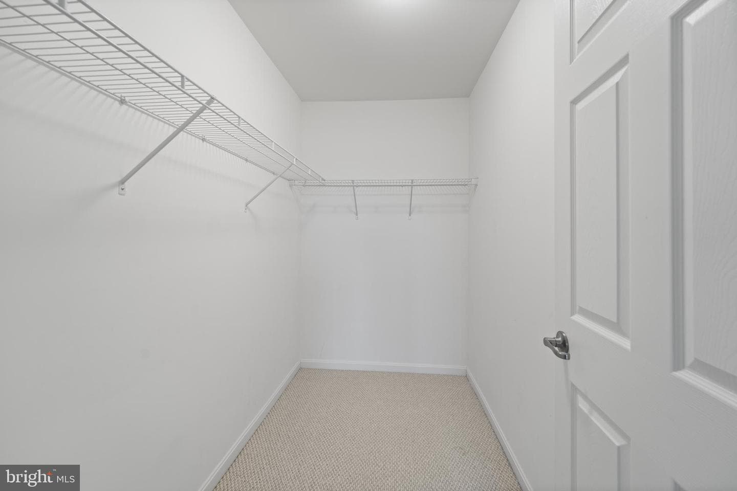 123 Blackbird Lane photo 16