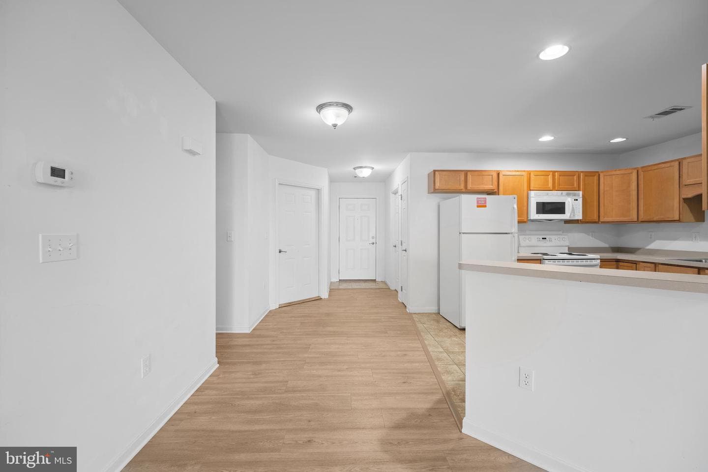 123 Blackbird Lane photo 6