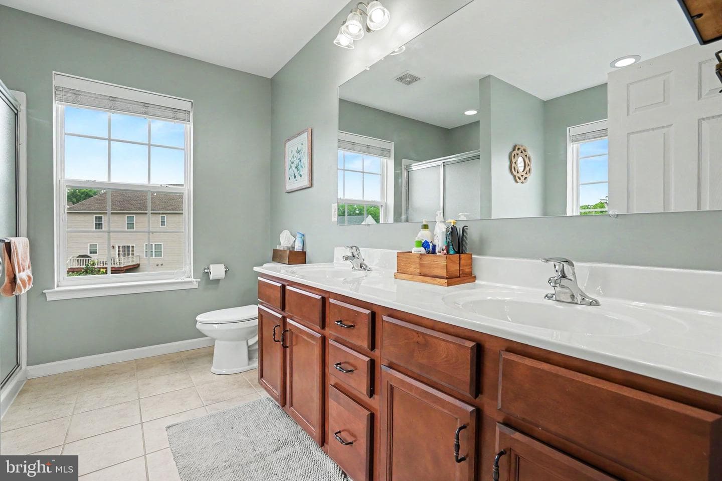 18 Oyster Bay Drive photo 26
