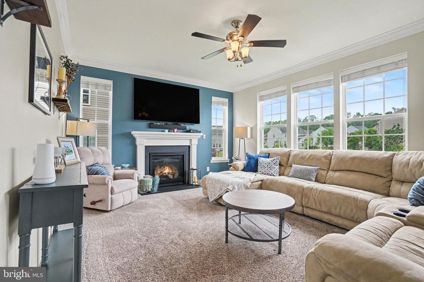 18 Oyster Bay Drive photo 4
