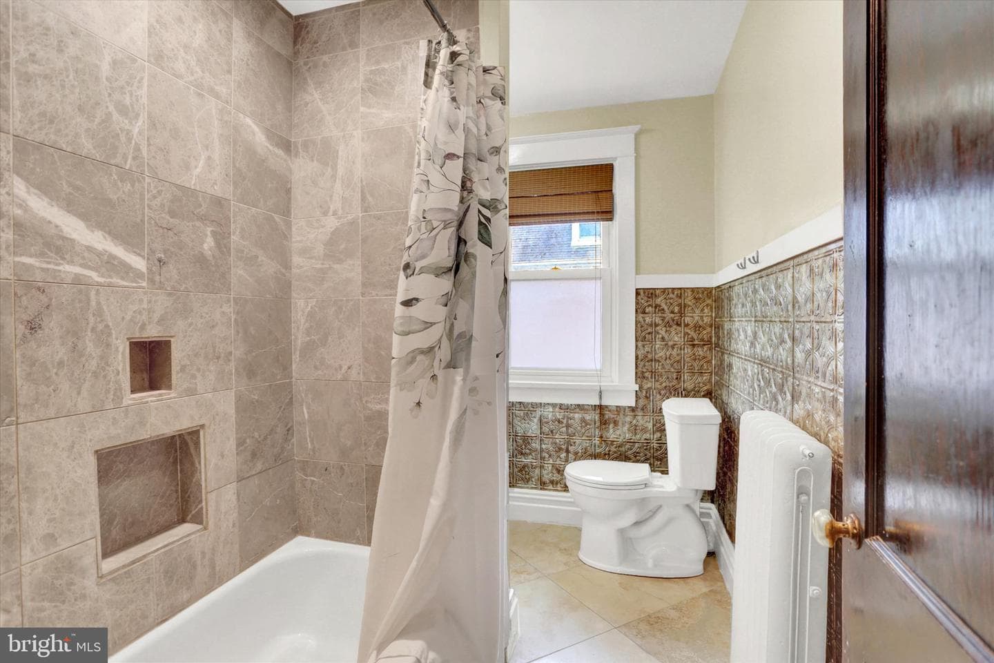 528 S Hanover Street photo 23